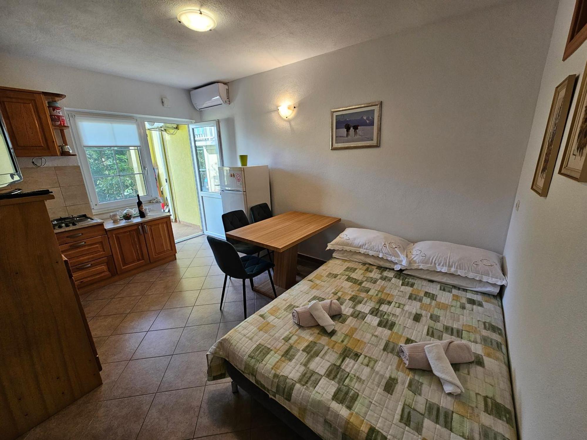 Apartmani Natasa Локва-Рогозница Экстерьер фото